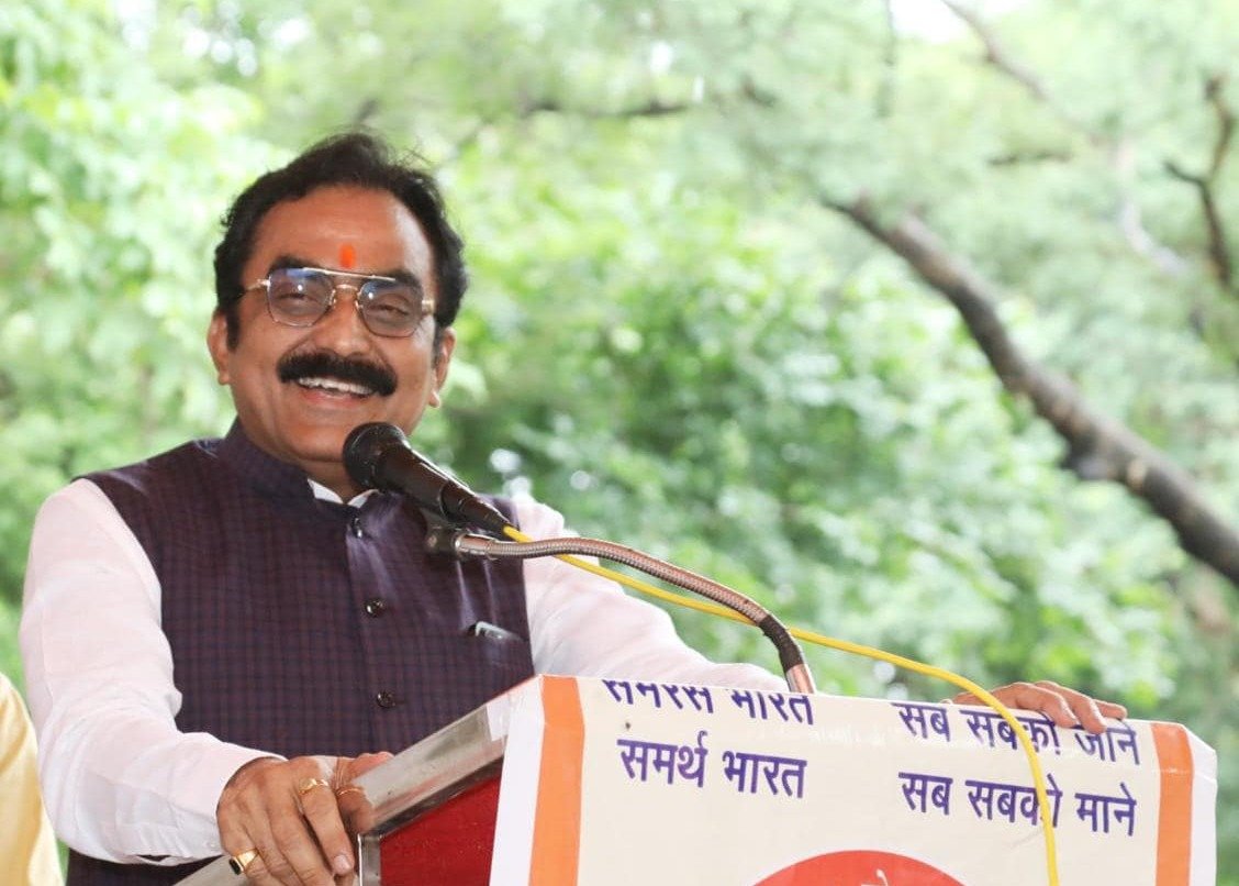 वृहद वृक्षारोपण कार्यक्रम का आयोजन सफलतापूर्वक संपन्न हुआ। - Photo 6